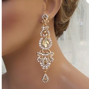 ✨Beautiful Crystal Chandelier earrings ✨
